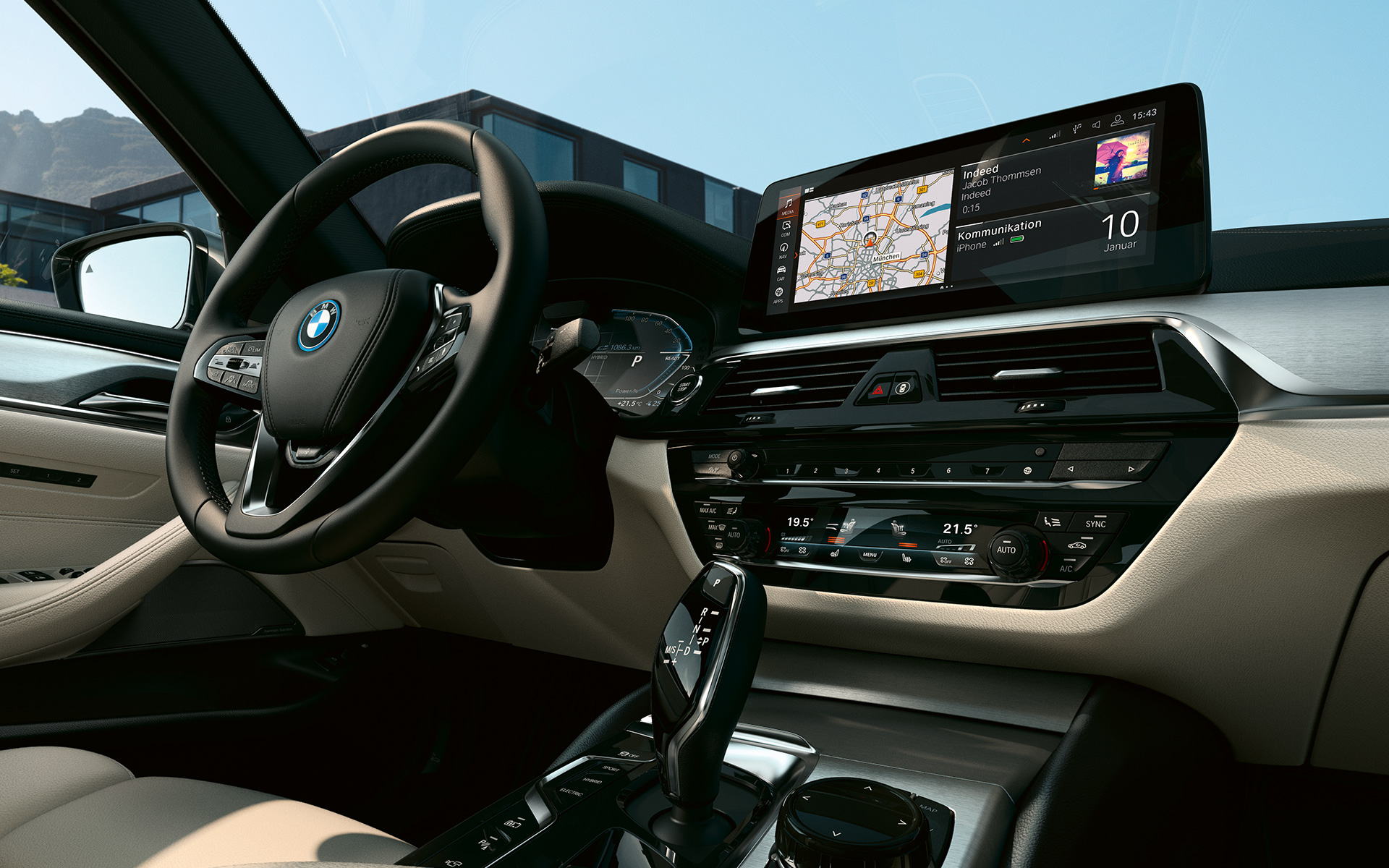 Cockpit BMW 5er Touring G31 LCI LCFI 4K9 Cockpit BMW 5er Touring G31 Facelift 2020 Interieur Leder Dakota Elfenbeinweiß Exklusivnaht/Keder in Kontrast | Schwarz, Interieurleisten Aluminium Feinschliff mit Akzentleiste Perlglanz Chrom