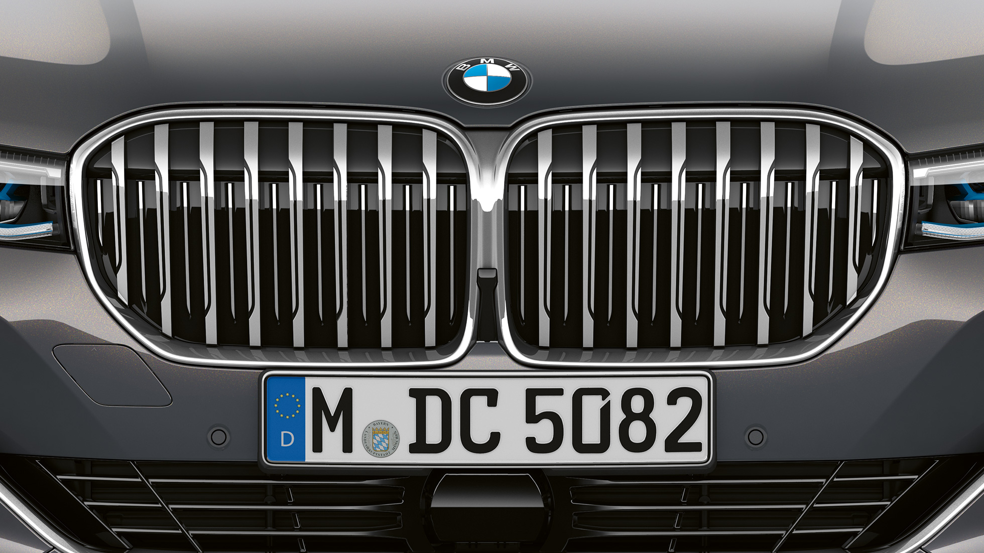 BMW Série 7 Berline en design extérieur Pure Excellence, levier de changement de vitesse G11 BMW Série 7 Berline en design extérieur Pure Excellence : vue en gros plan des naseaux BMW G11
