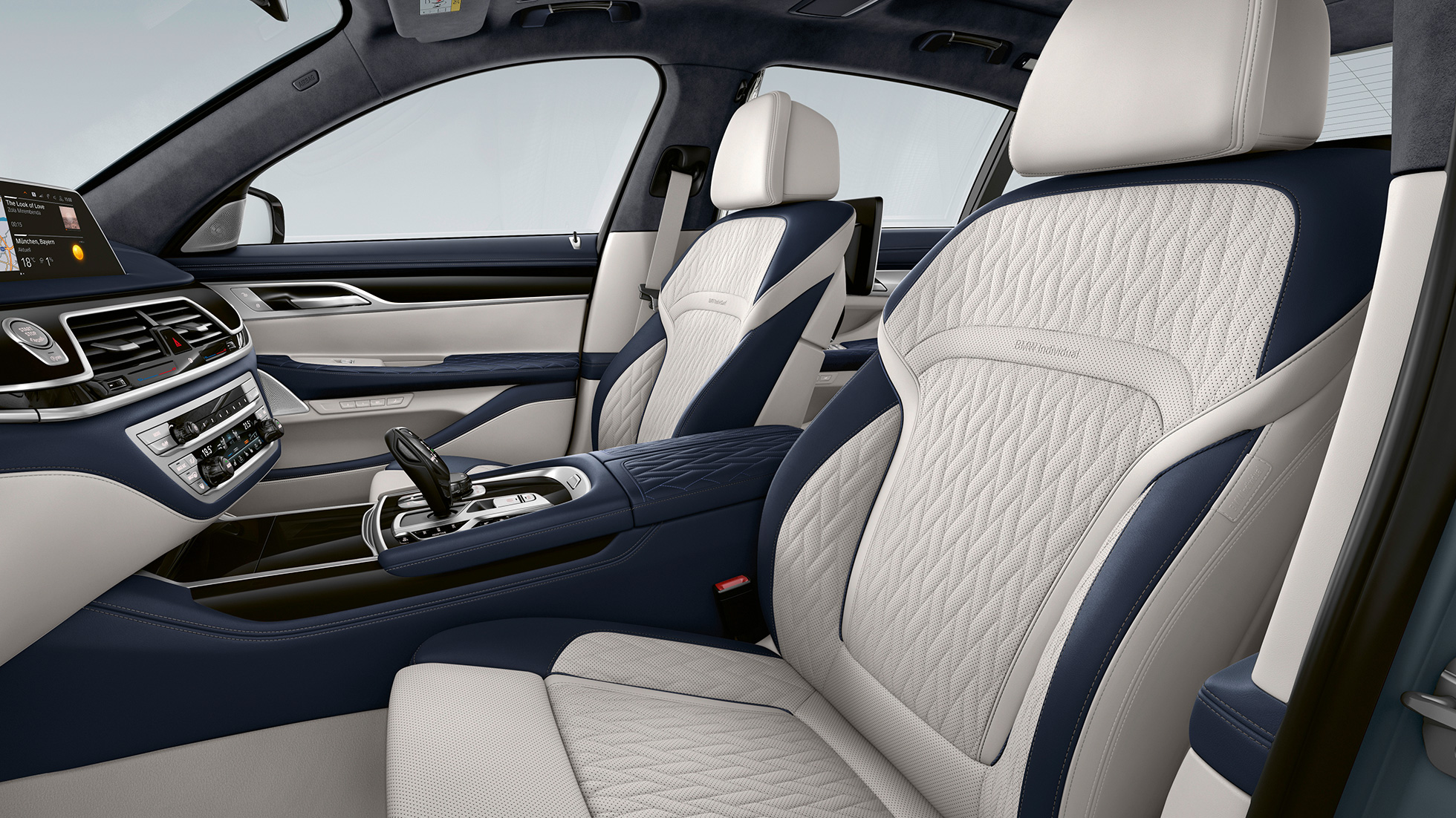 BMW Série 7 Berline avec Kit M Sport, revêtement intérieur en cuir G11 BMW Série 7 Berline avec Kit M Sport, revêtement intérieur cuir en Dakota Schwarz G11