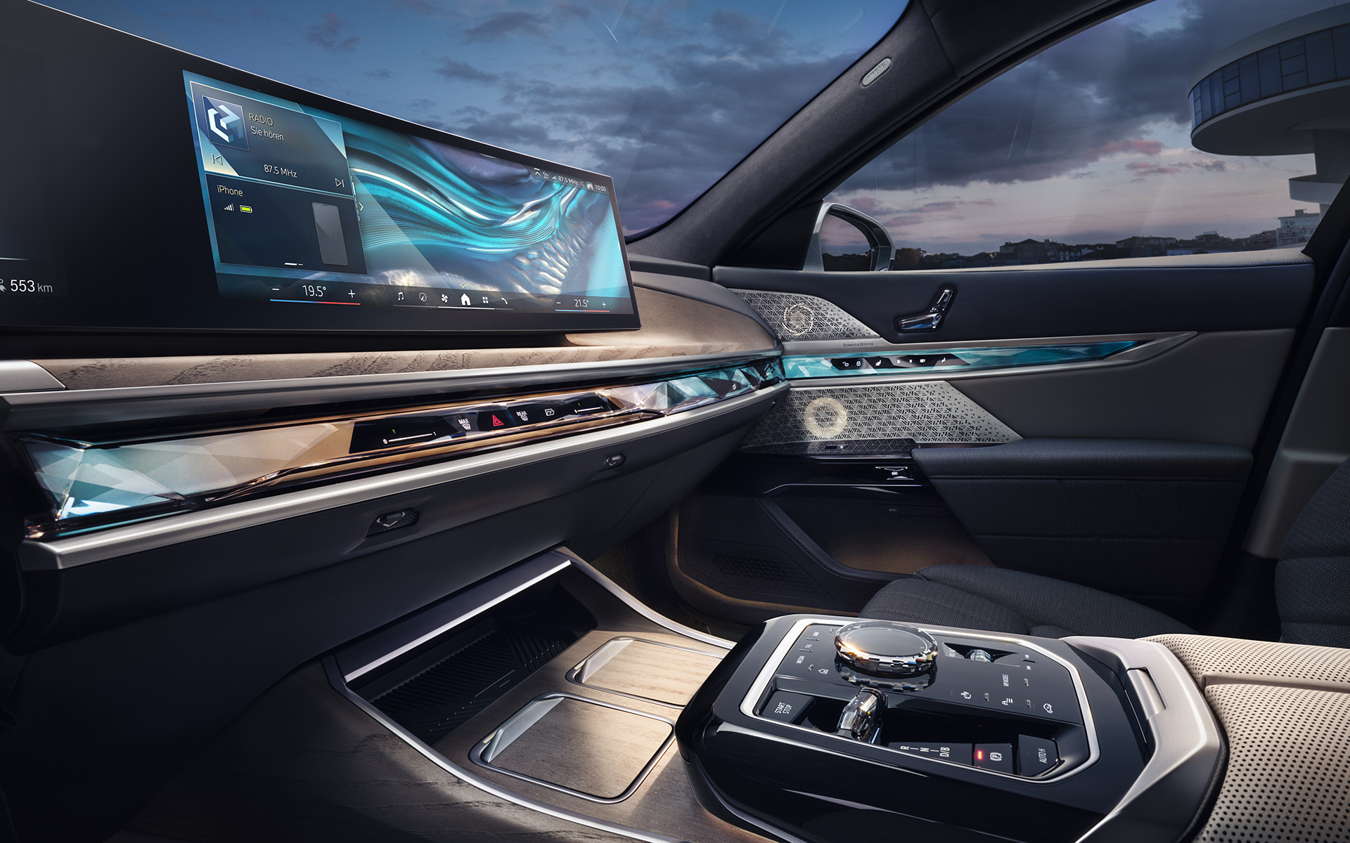 Tableau de bord et Interaction Bar BMW i7 Berline G70 intérieur Tableau de bord et Interaction bar barre tactile/de commande éclairée BMW i7 Berline G70 intérieur