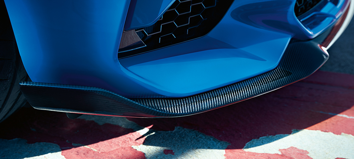 Frontsplitter BMW M2 CS F87 Frontsplitter BMW M2 CS F87 Misano Blau metallic Nahaufnahme