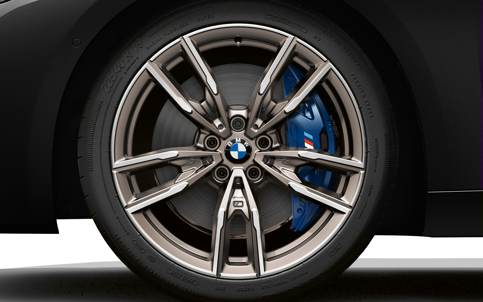 BMW M240i G42 M Sportbremse, dunkelblau metallic M Sportbremse, dunkelblau metallic BMW M240i G42