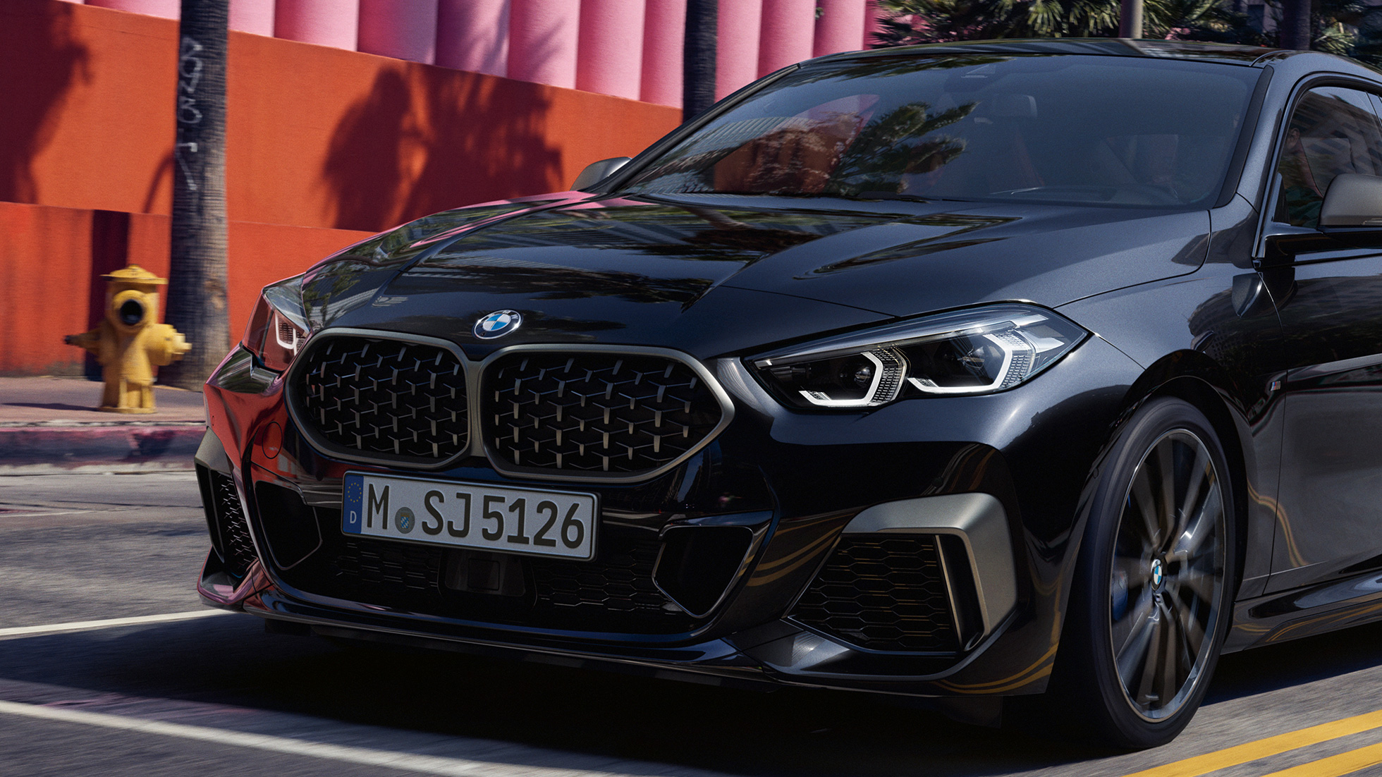 Exterieur-Design BMW M235i xDrive Gran Coupé F44 Exterieur-Design BMW M235i xDrive Gran Coupé 2020 Saphirschwarz metallic F44 Frontansicht