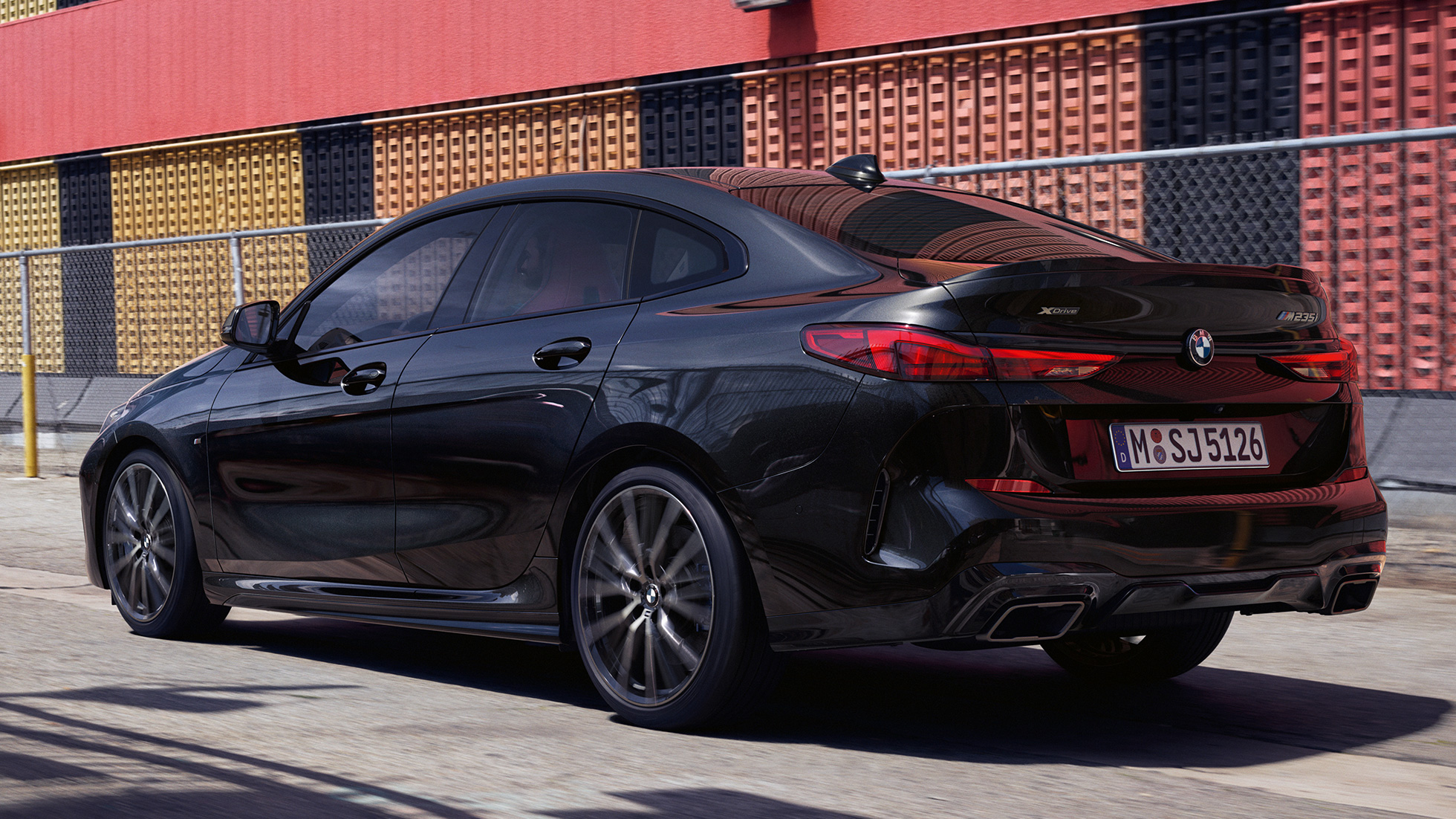 Coupélinie BMW M235i xDrive Gran Coupé F44 Coupélinie BMW M235i xDrive Gran Coupé 2020 Saphirschwarz metallic F44 Dreiviertel-Seitenansicht