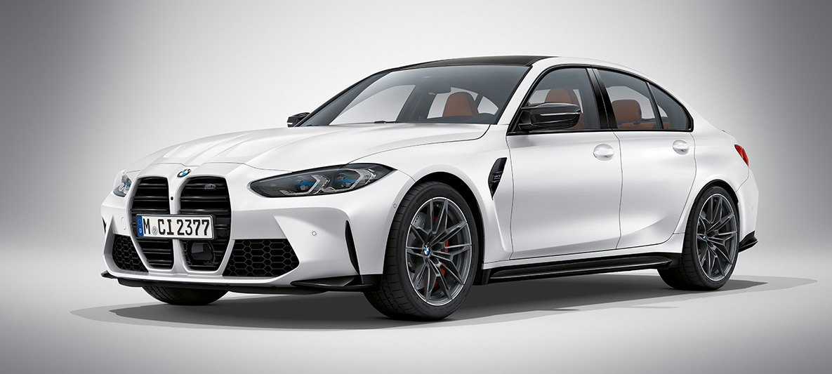 BMW Individual Frozen Brilliant White metallic BMW M3 Berline G80 2020 BMW M3 Berline BMW Individual Frozen Brilliant White metallic G80 2020 vue de trois quarts avant à l’arrêt