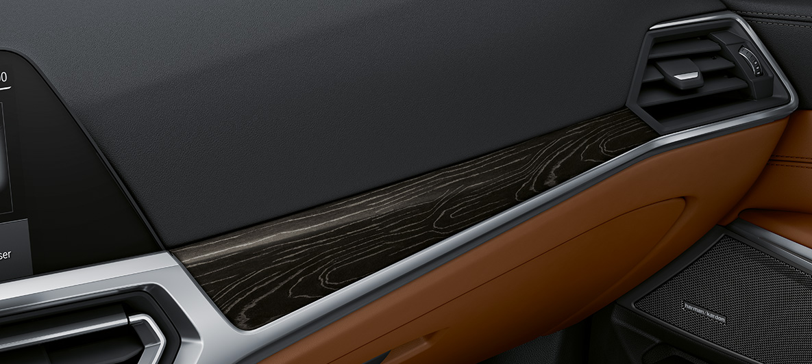 Inserts de décoration BMW Individual en bois noble BMW M3 Berline 2020 G80 habitacle Inserts de décoration BMW Individual Interieurleisten, exécution en bois noble 'Fineline' Silbereffekt à pores ouverts avec Silbereffekt M3 Berline G80 2020 habitacle