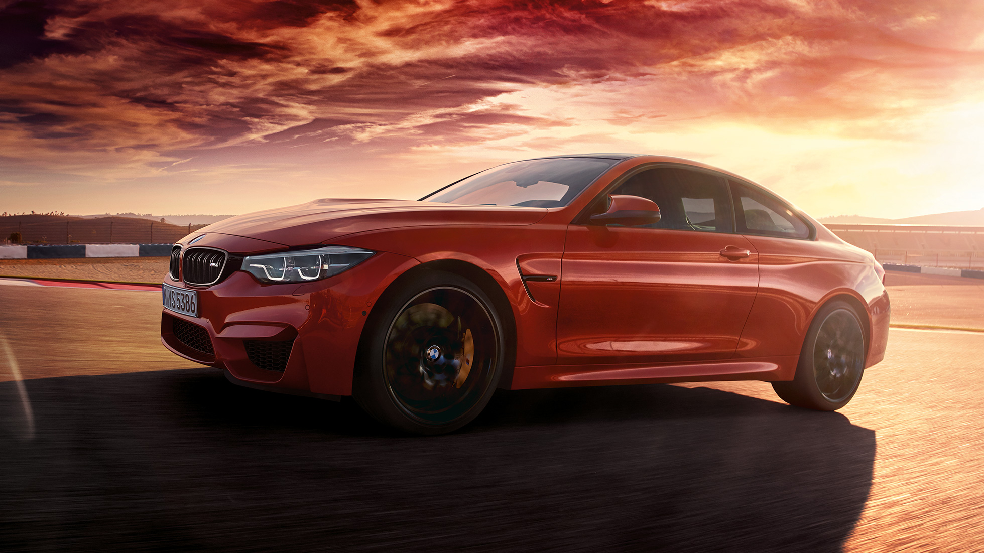 BMW M4 Coupé, vue de profil BMW M4 Coupé, design, vue de profil
