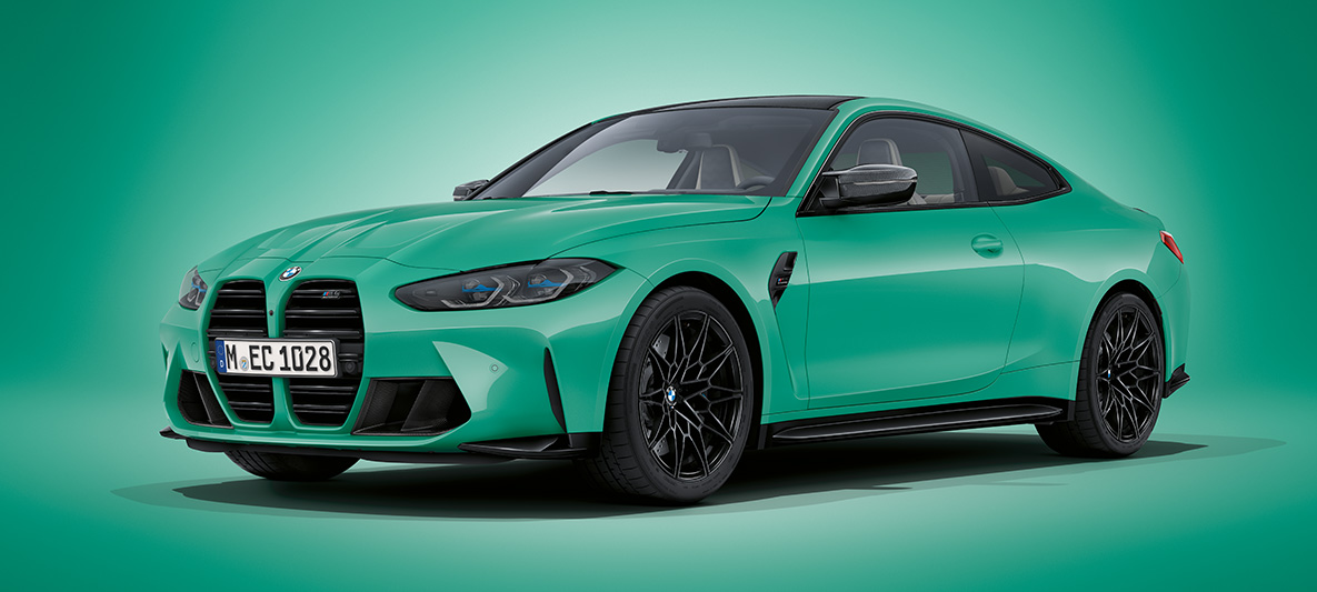 BMW M4 Coupé BMW Individual Mint metallic G82 2021 Dreiviertel-Frontansicht stehend BMW M4 Coupé BMW Individual Mint metallic G82 2021 Dreiviertel-Frontansicht stehend