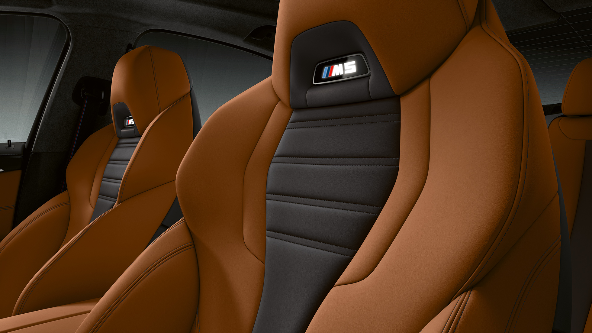 Naseaux BMW. Design des naseaux de la BMW M5 Competition vue de face.