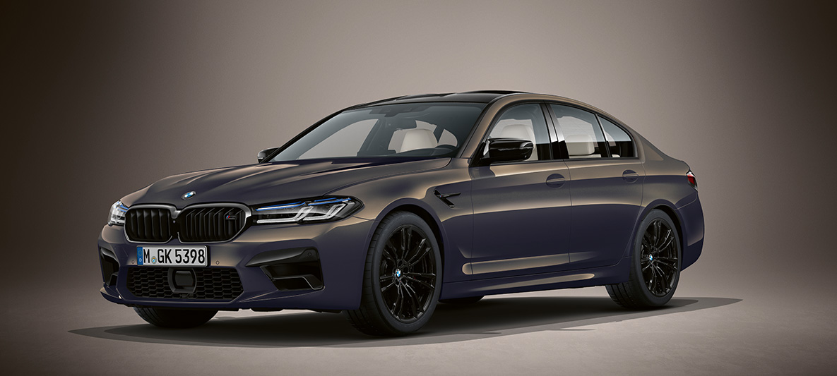 BMW Individual BMW M5 Berline F90 2020 Alvitgrau metallic BMW Individual BMW M5 Berline F90 LCI restylage 2020 Alvitgrau metallic vue de trois quarts avant