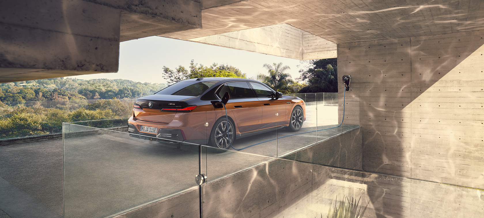Video Exterieur BMW i7 M70 xDrive Limousine G70 BMW i7 M70 xDrive Limousine G70 Video Exterieur