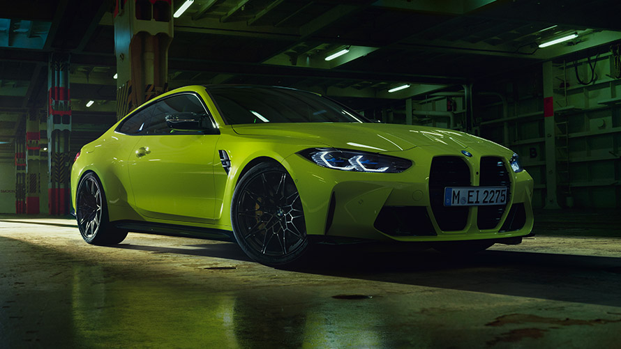 BMW M4 G82 Dreiviertel-Seitenansicht stehend BMW M Modelle BMW M4 G82 Dreiviertel-Seitenansicht stehend