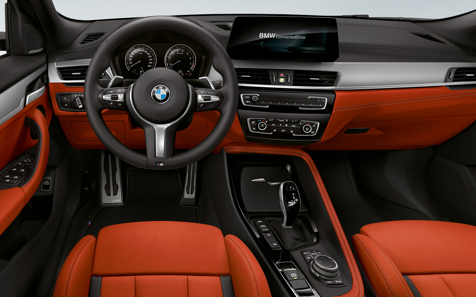 Volant M en cuir de la BMW X2 M35i (F39), habitacle
