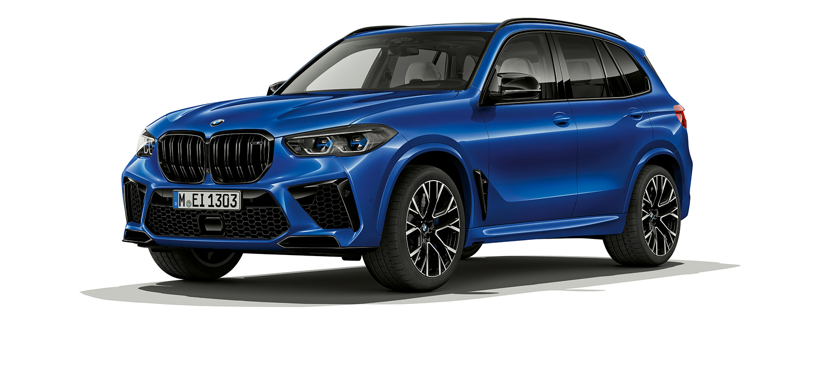BMW X5 M Competition SUV Dreiviertel-Seitenansicht F95 BMW X5 M Competition SUV F95 2020 Marina Bay Blau metallic Dreiviertel-Seitenansicht