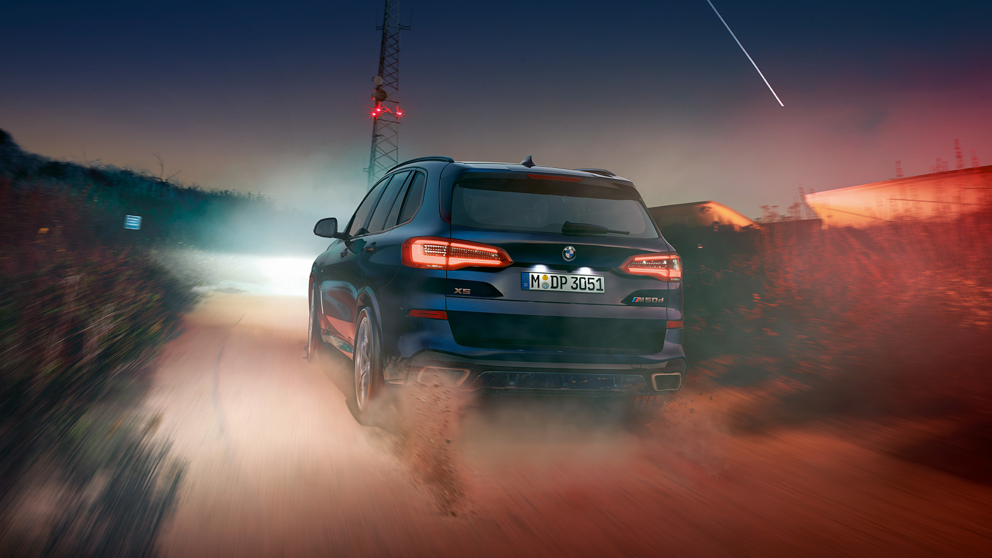 BMW X5 M50d mit M TwinPower Turbo 6-Zylinder Dieselmotor G05 BMW X5 M50d mit M TwinPower Turbo 6-Zylinder Dieselmotor G05 Carbonschwarz metallic Heckansicht