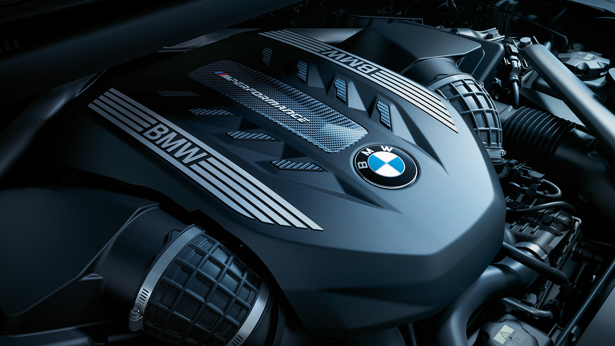 Motor BMW X6 M50i und M50d SUV G06 M TwinPower Turbo Motoren im G06 BMW X6 M50i und M50d SUV