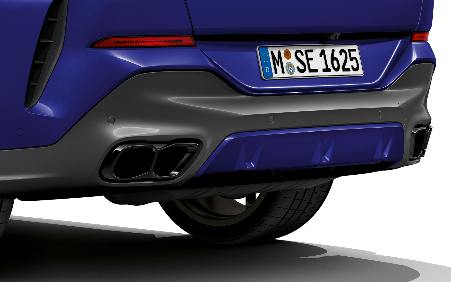 BMW X6 M60i xDrive G06 MP système d’échappement, vue en gros plan