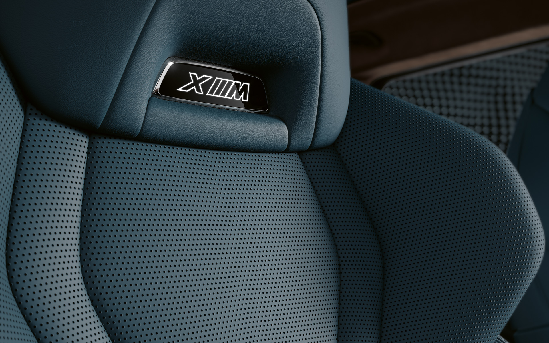 BMW XM G09 Multifunktionssitze mit beleuchtetem M Logo BMW XM G09 Multifunktionssitze mit beleuchtetem M Logo