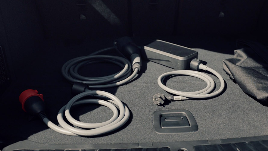 BMW iX3 G08 2021 Flexible Fast Charger Video