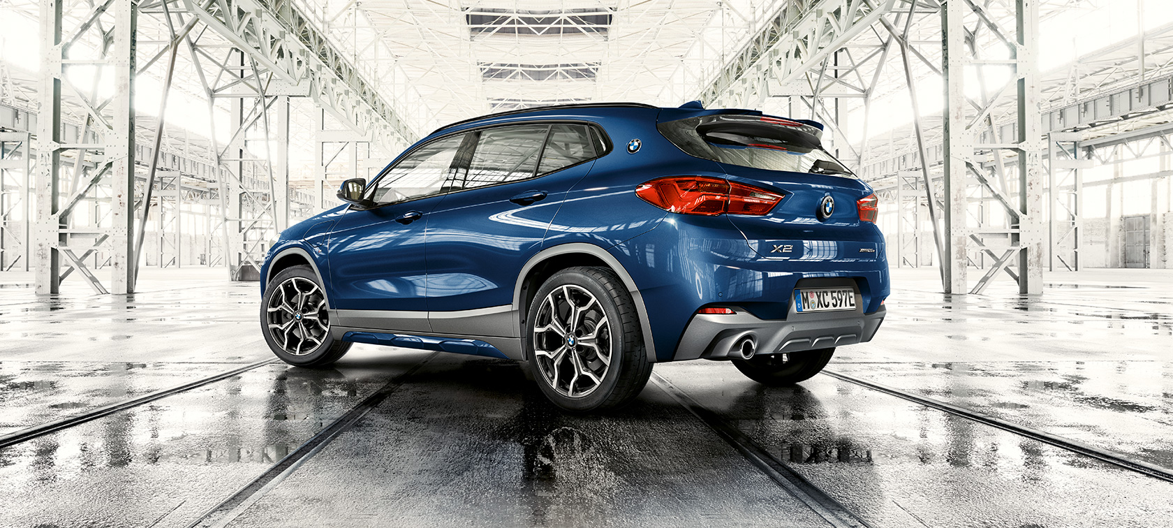 Dreiviertel Heckansicht BMW X2 xDrive25e BMW X2 xDrive25e Plug-in-Hybrid F39 2020 Dreiviertel Heckansicht