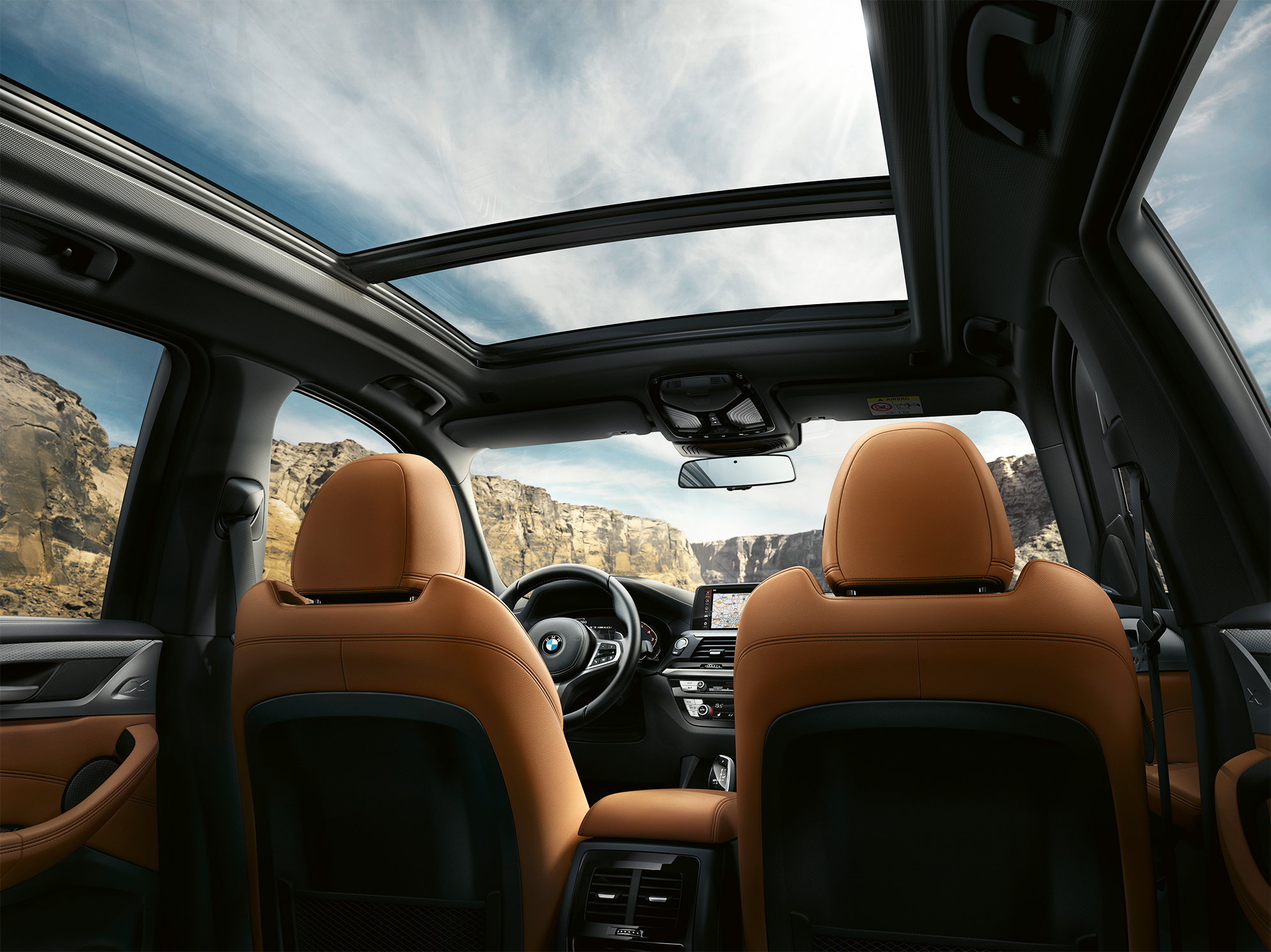 BMW X3 M40i SUV, vue de l’intérieur du poste de conduite G01 BMW X3 M40i SUV, vue de l’intérieur du poste de conduite G01