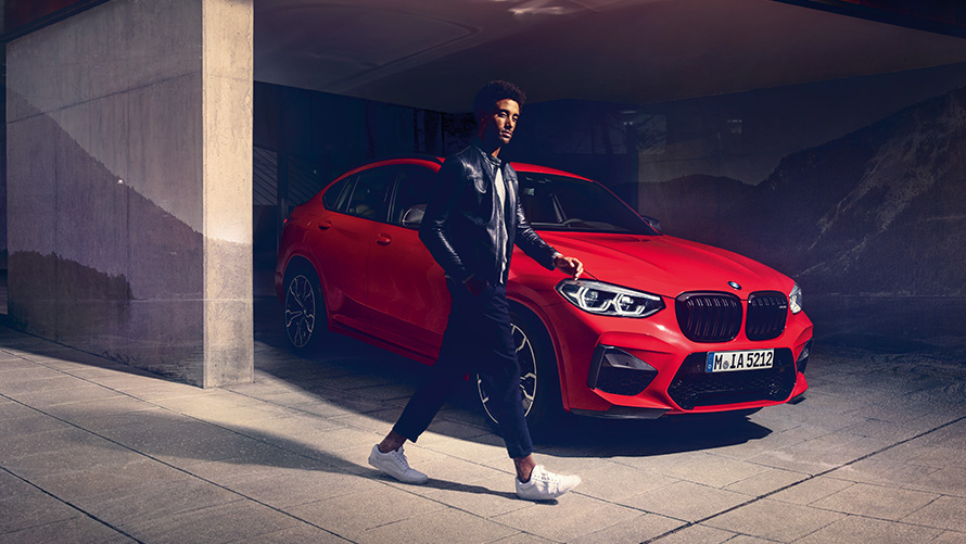 Voitures M BMW X4 M40i SUV G02 2018 vue de trois quarts arrière