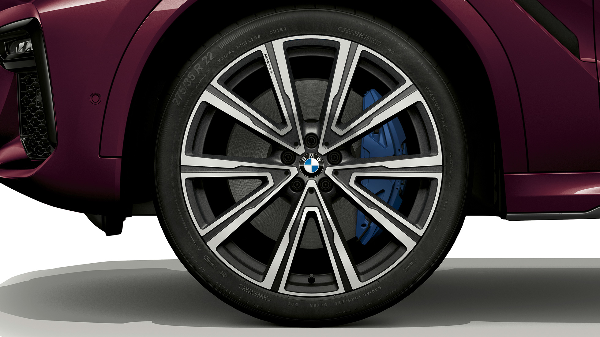 BMW X6 SUV mit BMW Individual, Leichtmetallrad. G06 BMW X6 SUV mit BMW Individual mit Fokus auf Leichtmettalrad. G06
