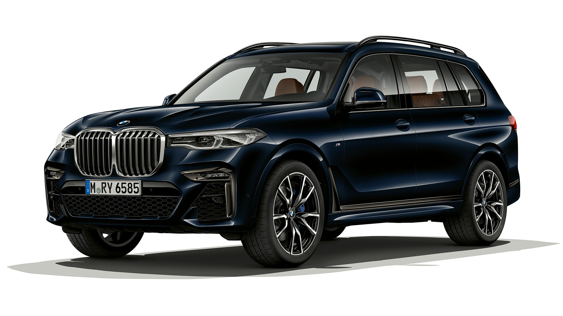 BMW X7 M Sportpaket G07 Studioaufnahme des BMW X7 in dreiviertel Frontansicht im M Sportpaket G07