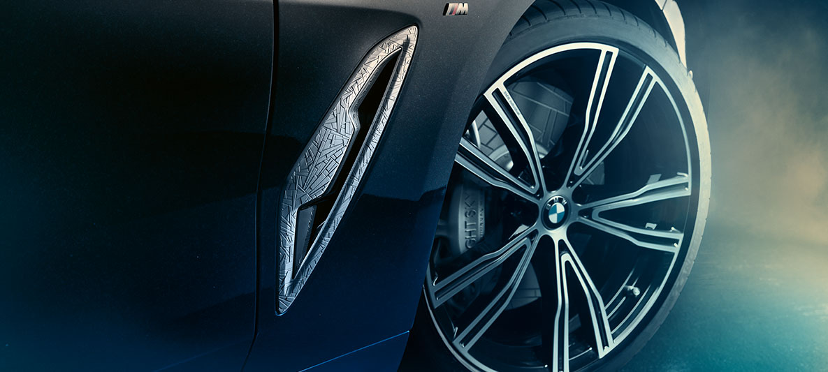 BMW Individual M850i NIGHT SKY, jantes BMW 20" en alliage léger Vue en gros plan des jantes BMW Individual 20" en alliage léger à rayons en V 730i de la BMW Individual M850i NIGHT SKY