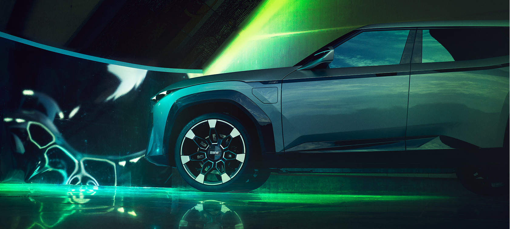 BMW Concept XM (G09) Seitenansicht stehend BMW Concept XM (G09) Seitenansicht stehend