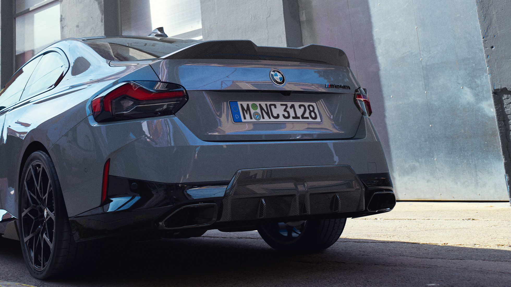 BMW 2er Coupé G42 Heckansicht Nahaufnahme BMW M Performance Parts BMW 2er Coupé G42 Heckansicht Nahaufnahme