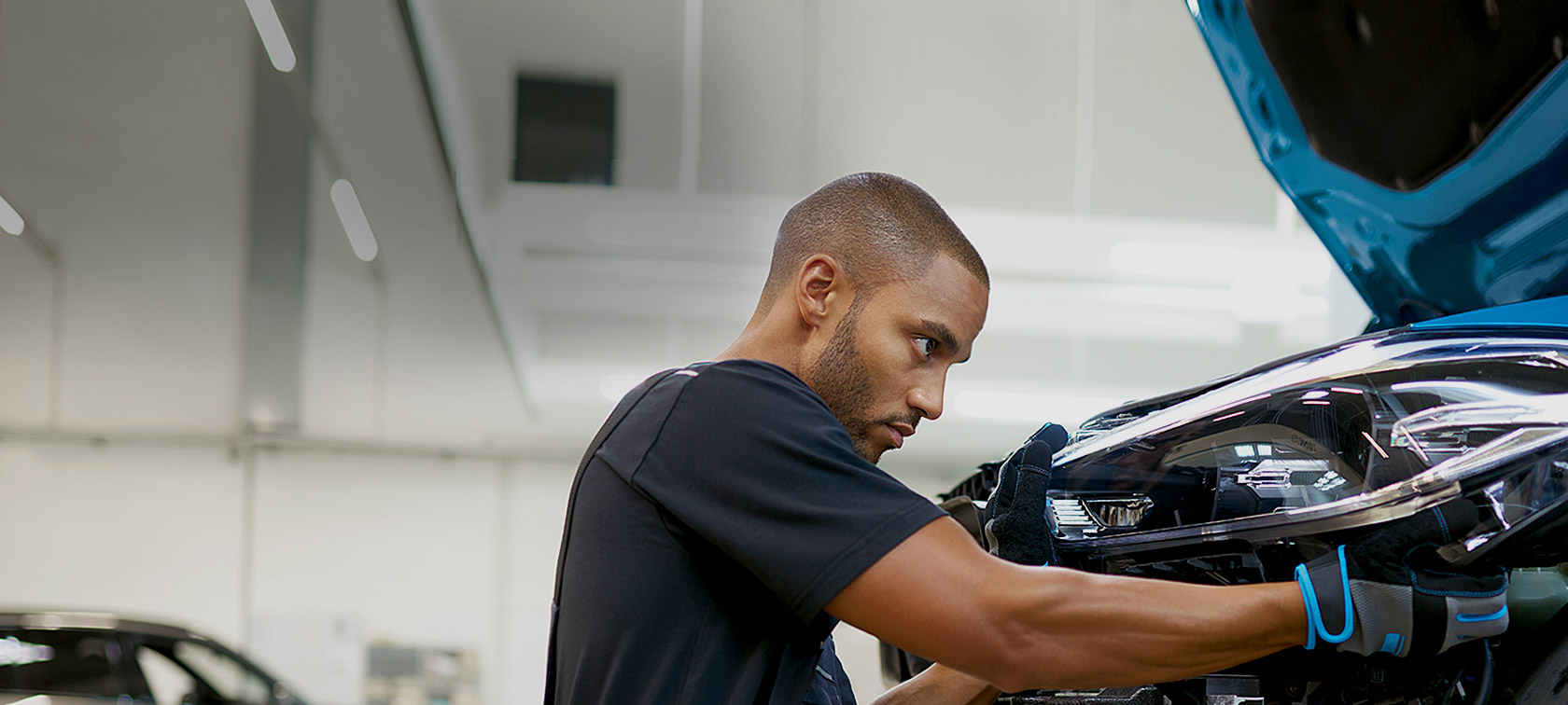 BMW réparations et entretien Réparations et entretien BMW atelier de service du collaborateur