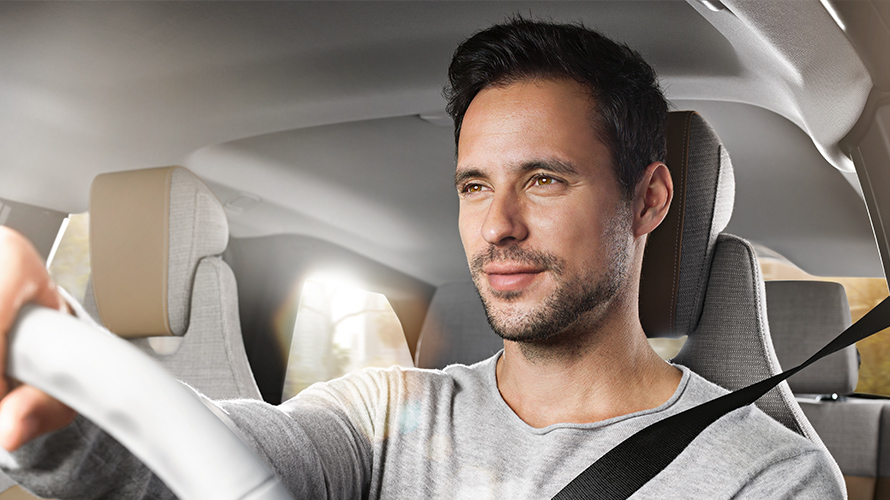 Eine Probefahrt vereinbaren mit einem BMW.