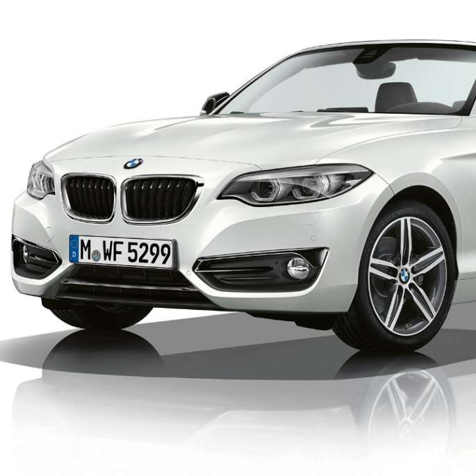 BMW 2er Cabrio, Modell Sport Dreiviertel Frontschuss BMW 2er Cabrio, Modell Sport Dreiviertel Frontschuss