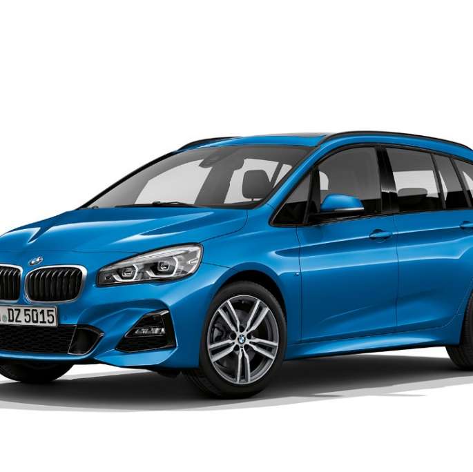 BMW 2er Gran Tourer 220d xDrive Modell M Sport F46 Facelift 2018 Misano Blau metallic Dreiviertel-Frontansicht